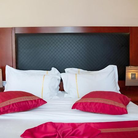 Orient Park Hotel คิกาลี ภายนอก รูปภาพ