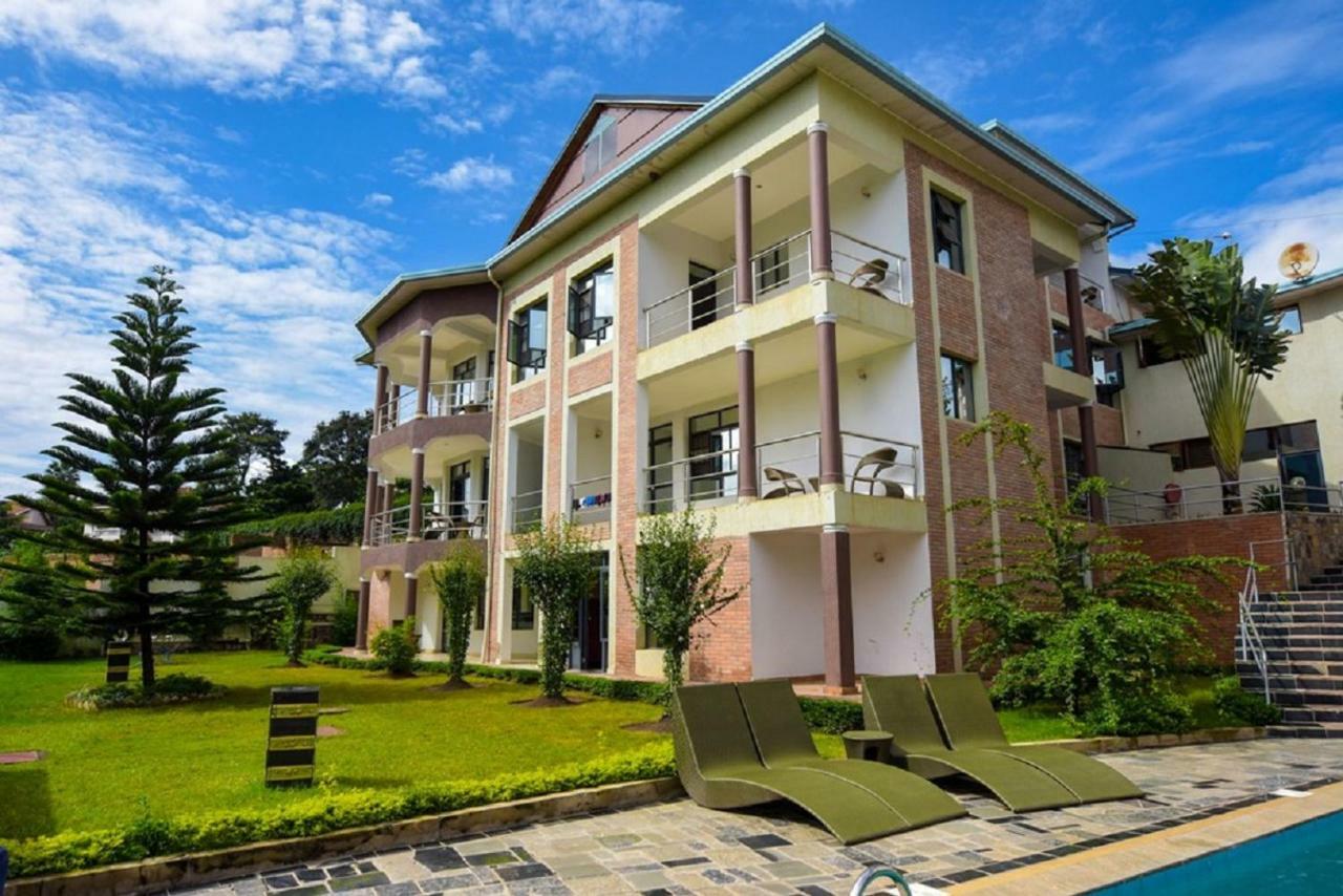 Orient Park Hotel คิกาลี ภายนอก รูปภาพ