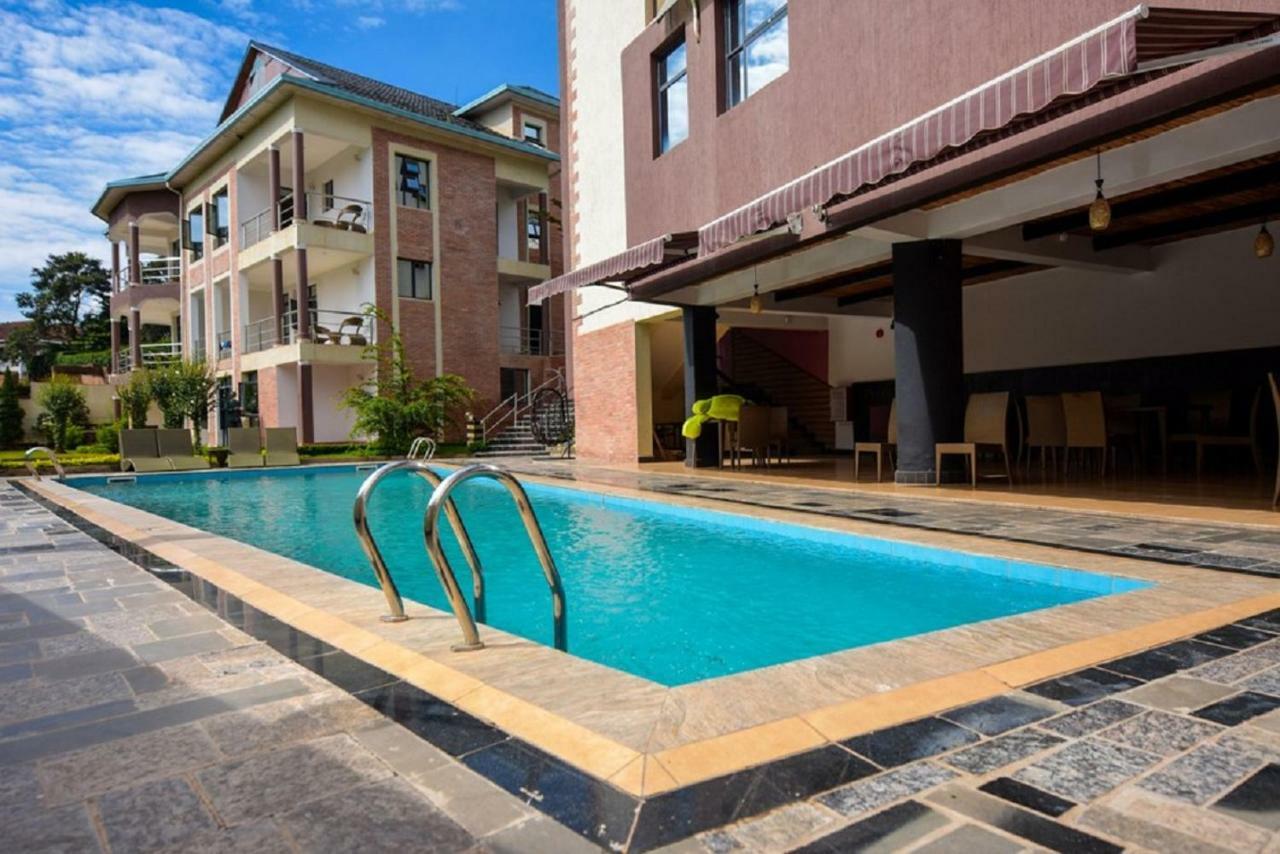 Orient Park Hotel คิกาลี ภายนอก รูปภาพ