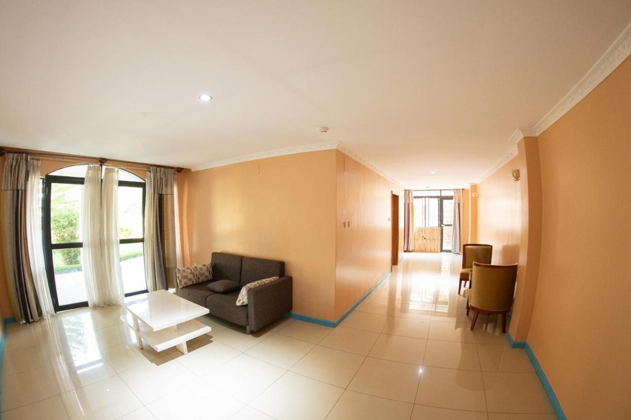 Orient Park Hotel คิกาลี ภายนอก รูปภาพ